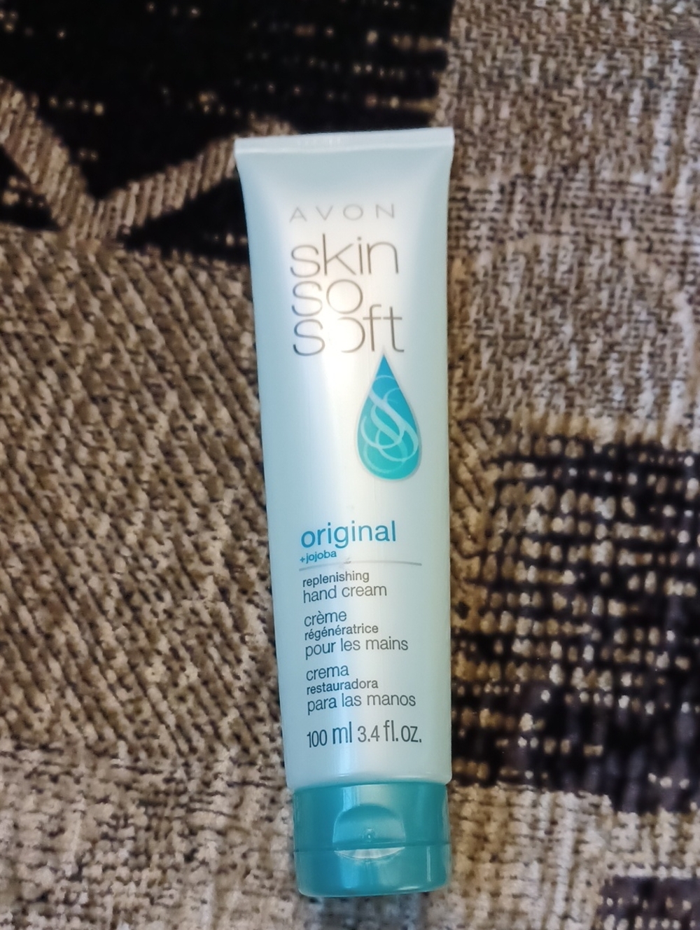 4/$40 New Avon Skin So Soft Hand Cream (Original) - 100 ml